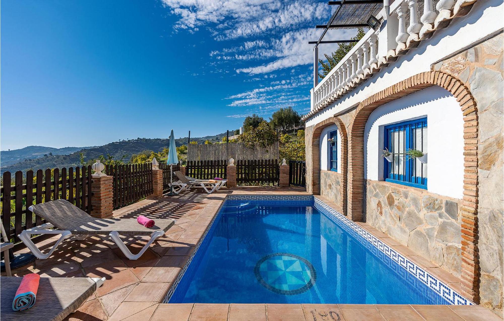 Amazing Home In Frigiliana With Kitchen Exteriör bild