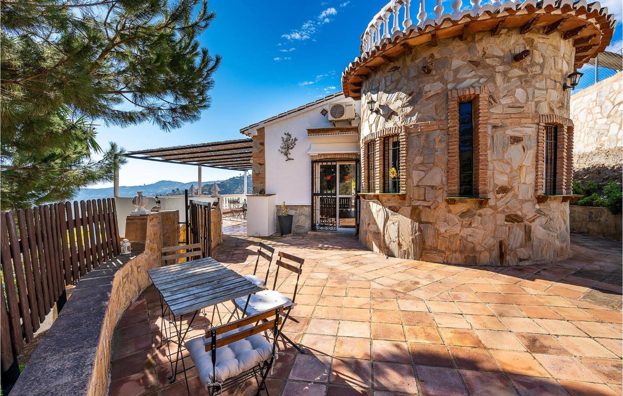 Amazing Home In Frigiliana With Kitchen Exteriör bild