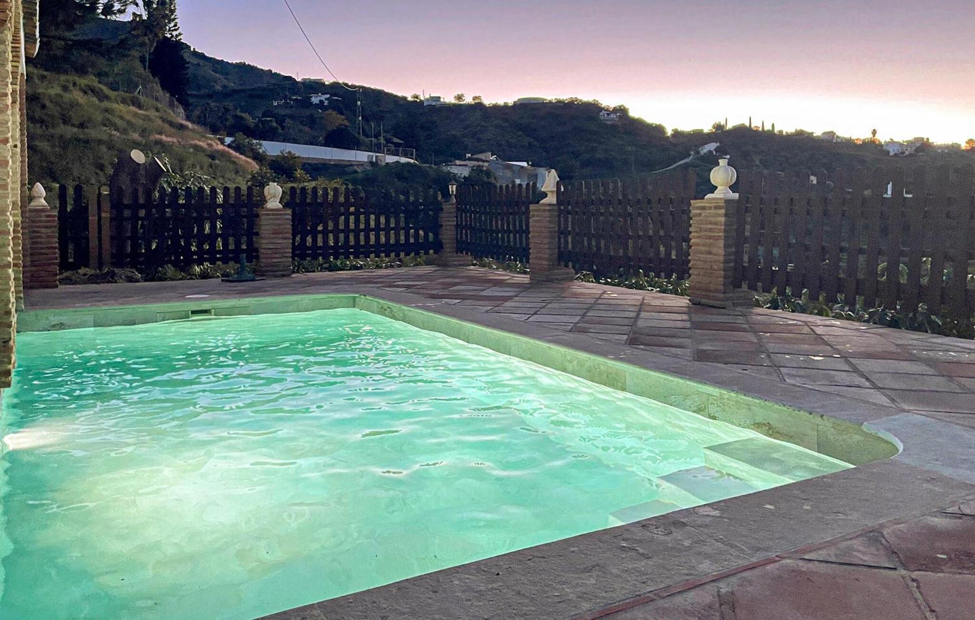 Amazing Home In Frigiliana With Kitchen Exteriör bild